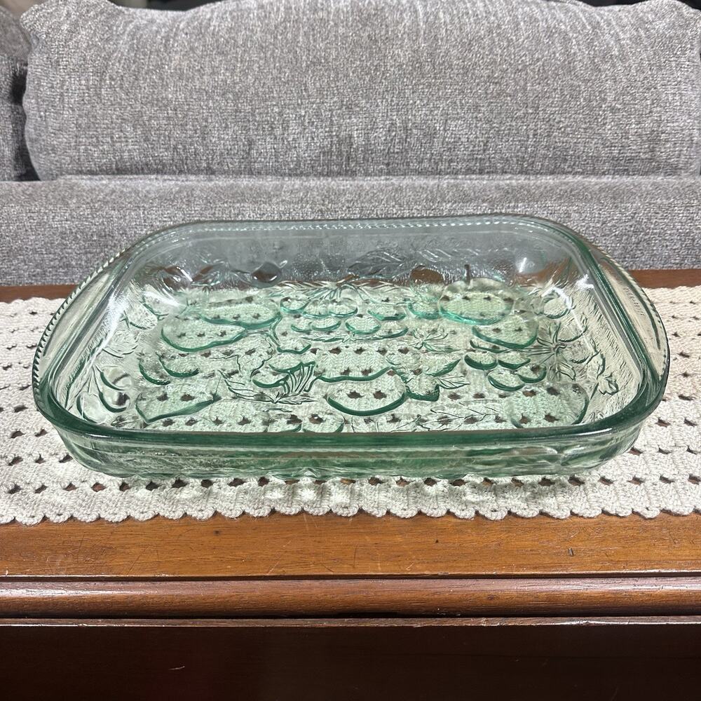 Vintage Libbey Orchard Fruit Green Glass Casserole Oven Proof Baking Dish 9x13"